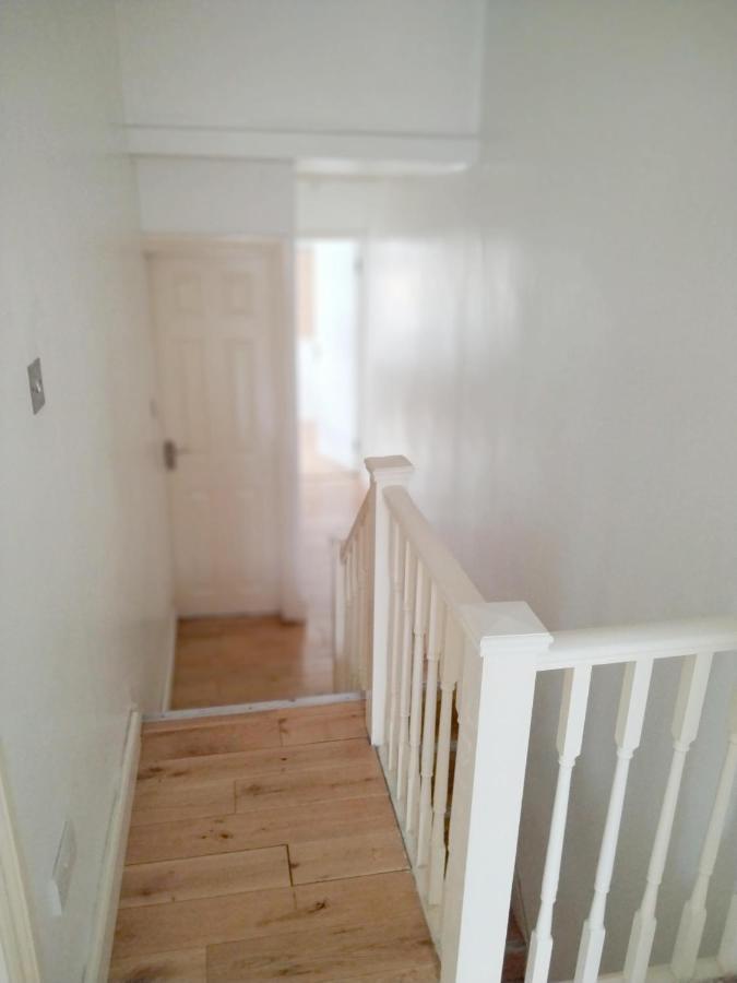 Cosy Rooms Near Canary Wharf & The O2 ลอนดอน ภายนอก รูปภาพ