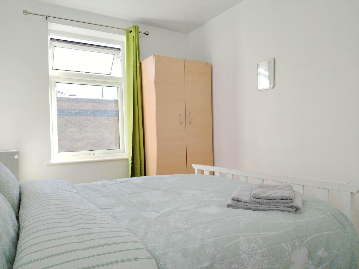 Cosy Rooms Near Canary Wharf & The O2 ลอนดอน ภายนอก รูปภาพ