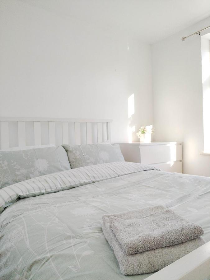 Cosy Rooms Near Canary Wharf & The O2 ลอนดอน ภายนอก รูปภาพ