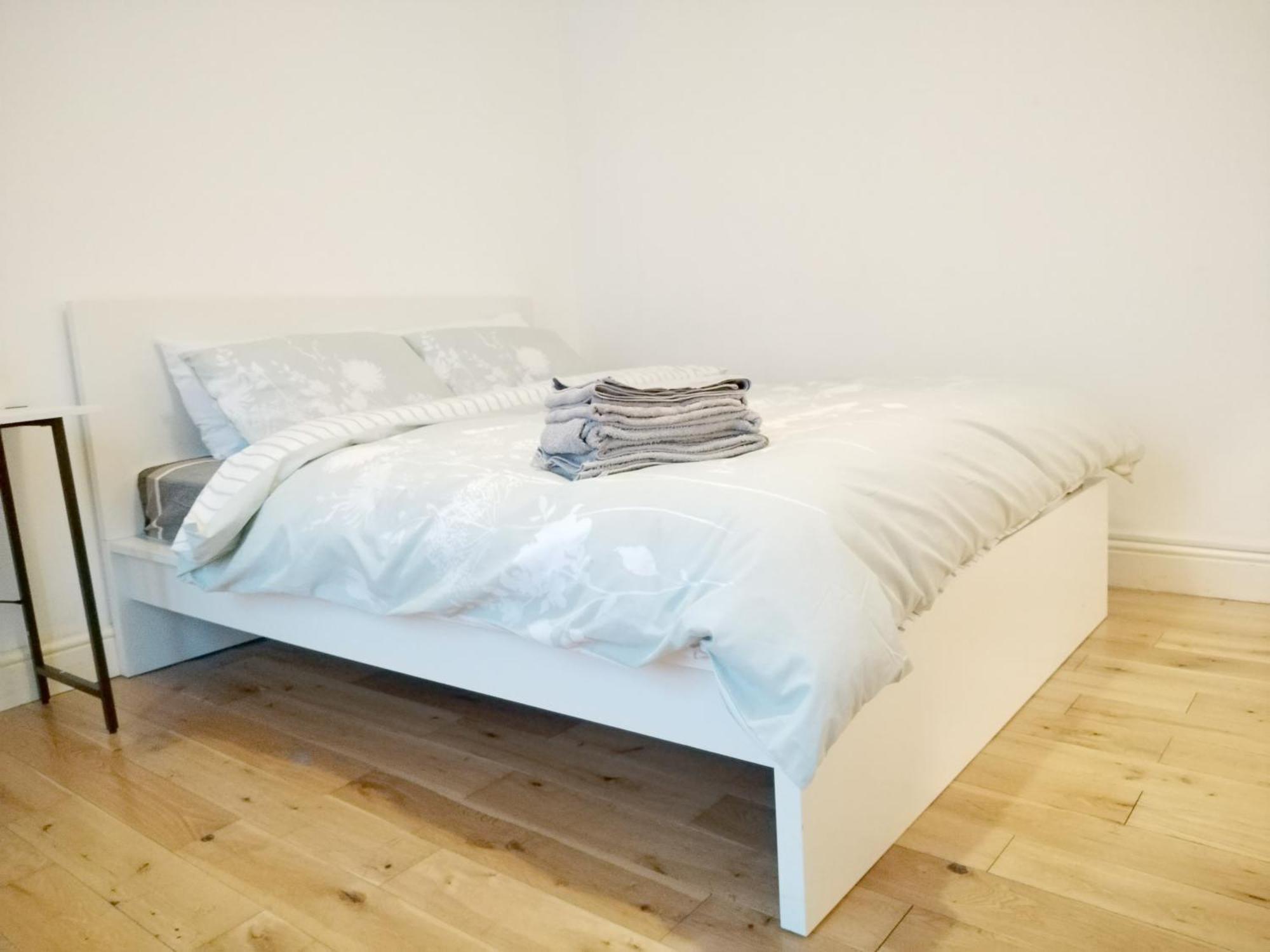 Cosy Rooms Near Canary Wharf & The O2 ลอนดอน ภายนอก รูปภาพ
