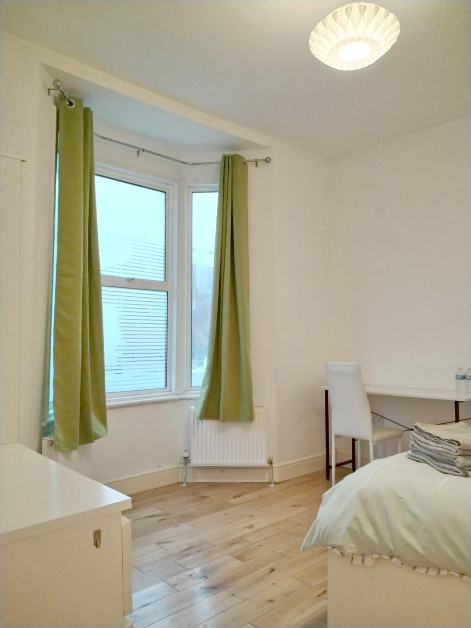 Cosy Rooms Near Canary Wharf & The O2 ลอนดอน ภายนอก รูปภาพ